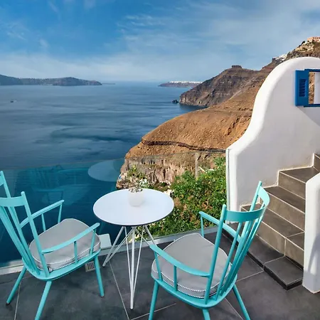 Athina Luxury Hotel 4*